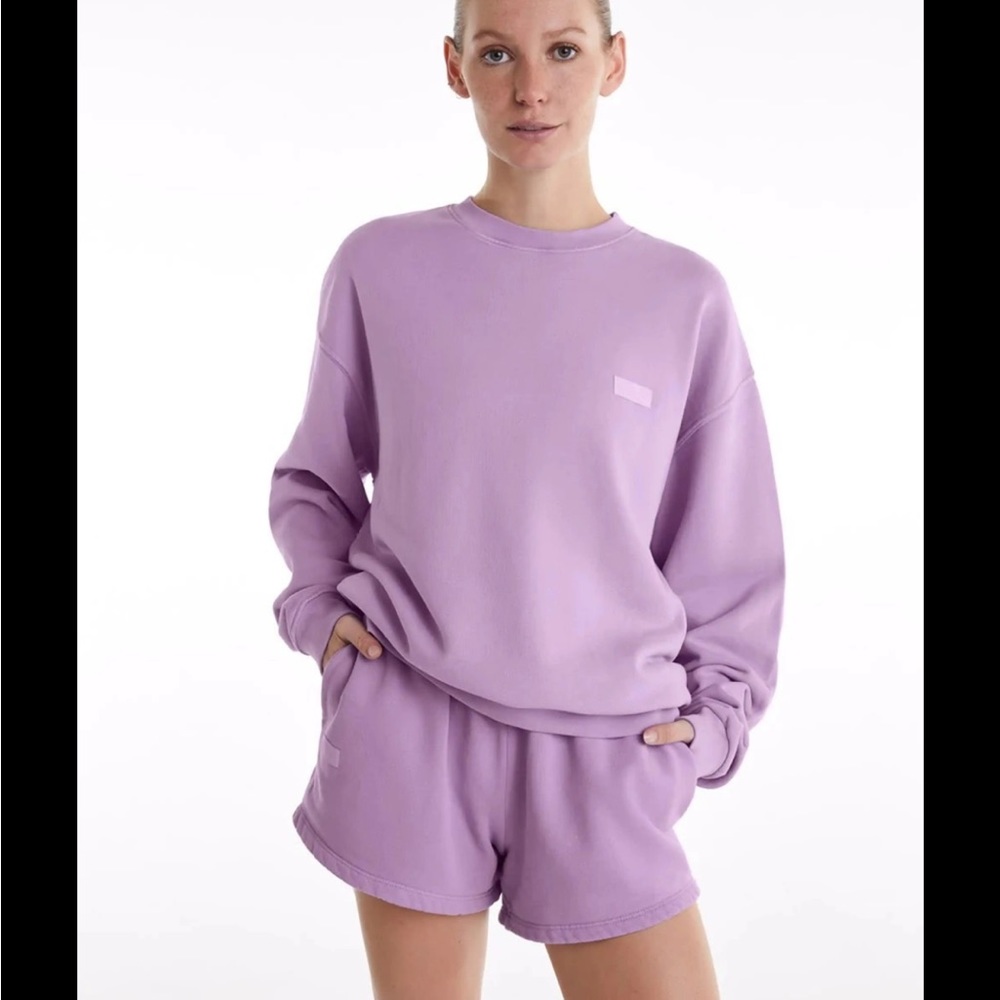 SET Active Sweat Short in Glitz. Size Medium